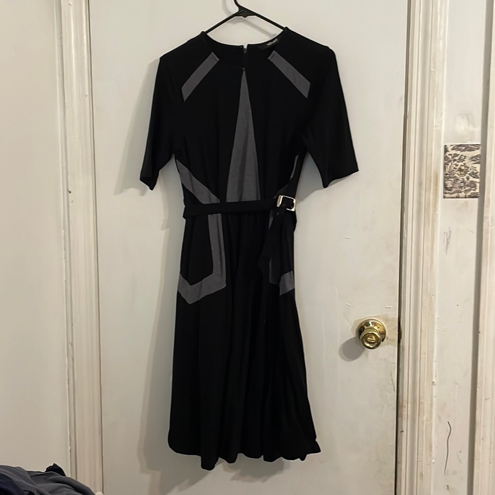 geometric black and gray jersey dress from eshakti